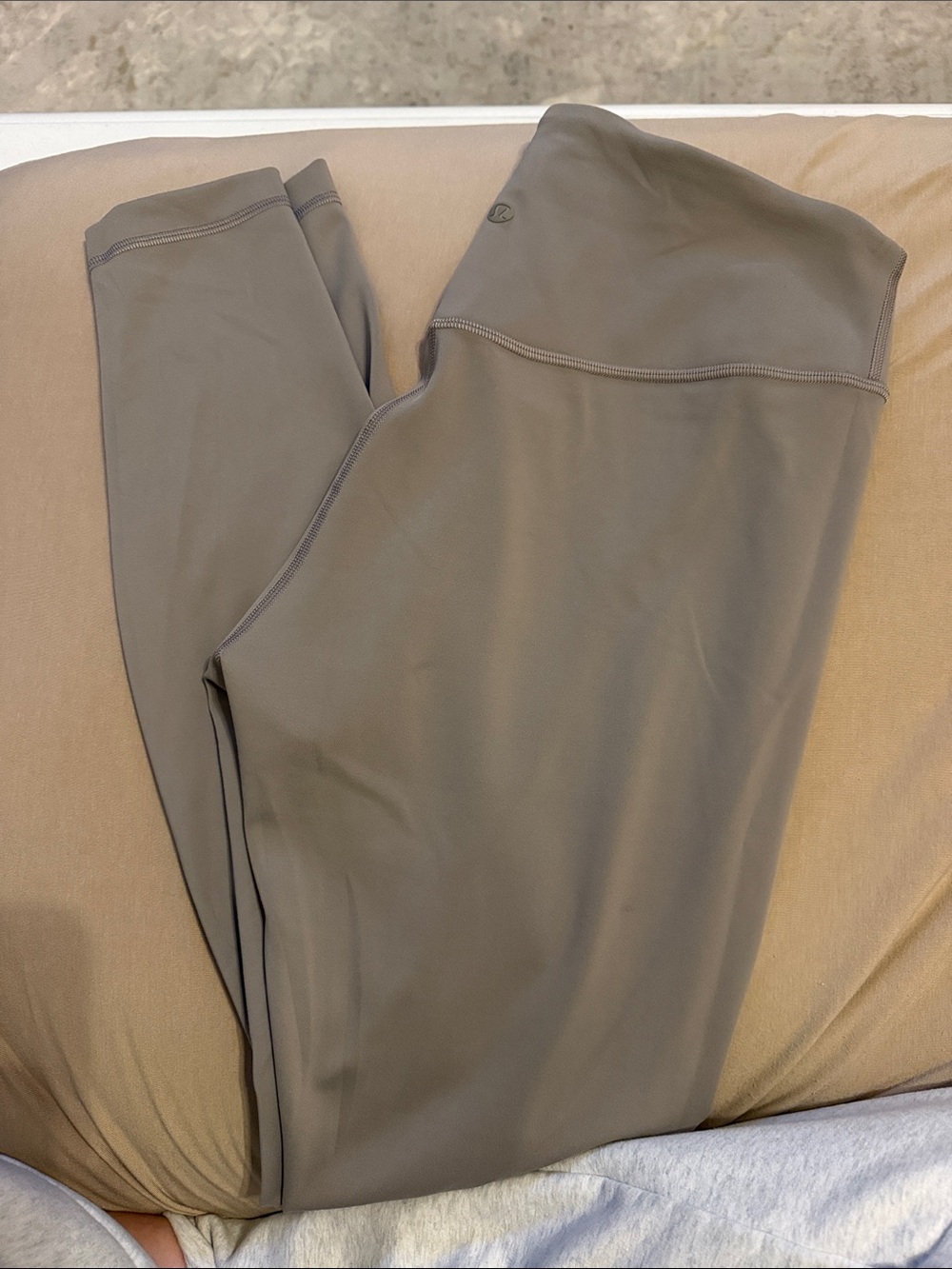 Wunder Under 28”